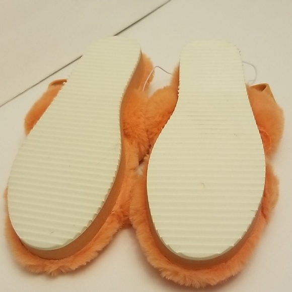 Abound - Picture 3 of 4